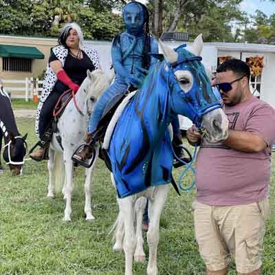 horse in avatar costume